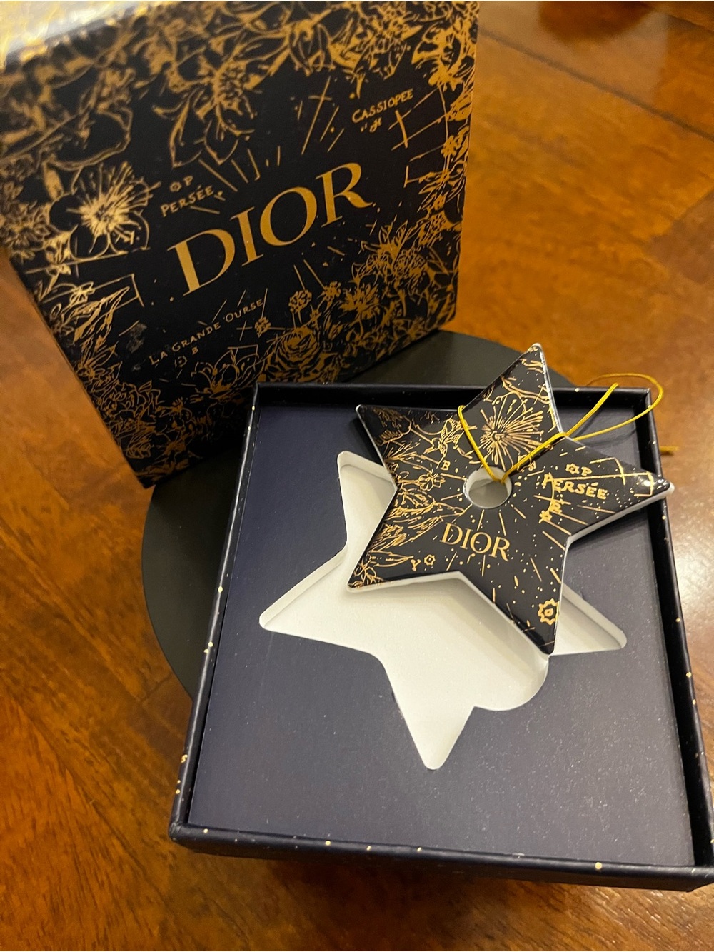 Dior 2022 limited edition ceramic star novelty Christmas ornament